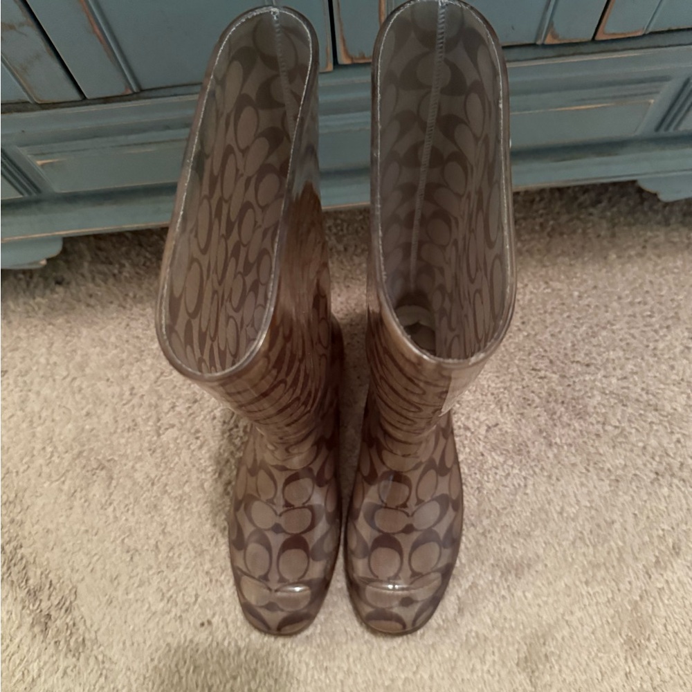 Authentic Coach logo 7 tall Brown Patterned Rain Boots $198 - Picture 3 of 8
